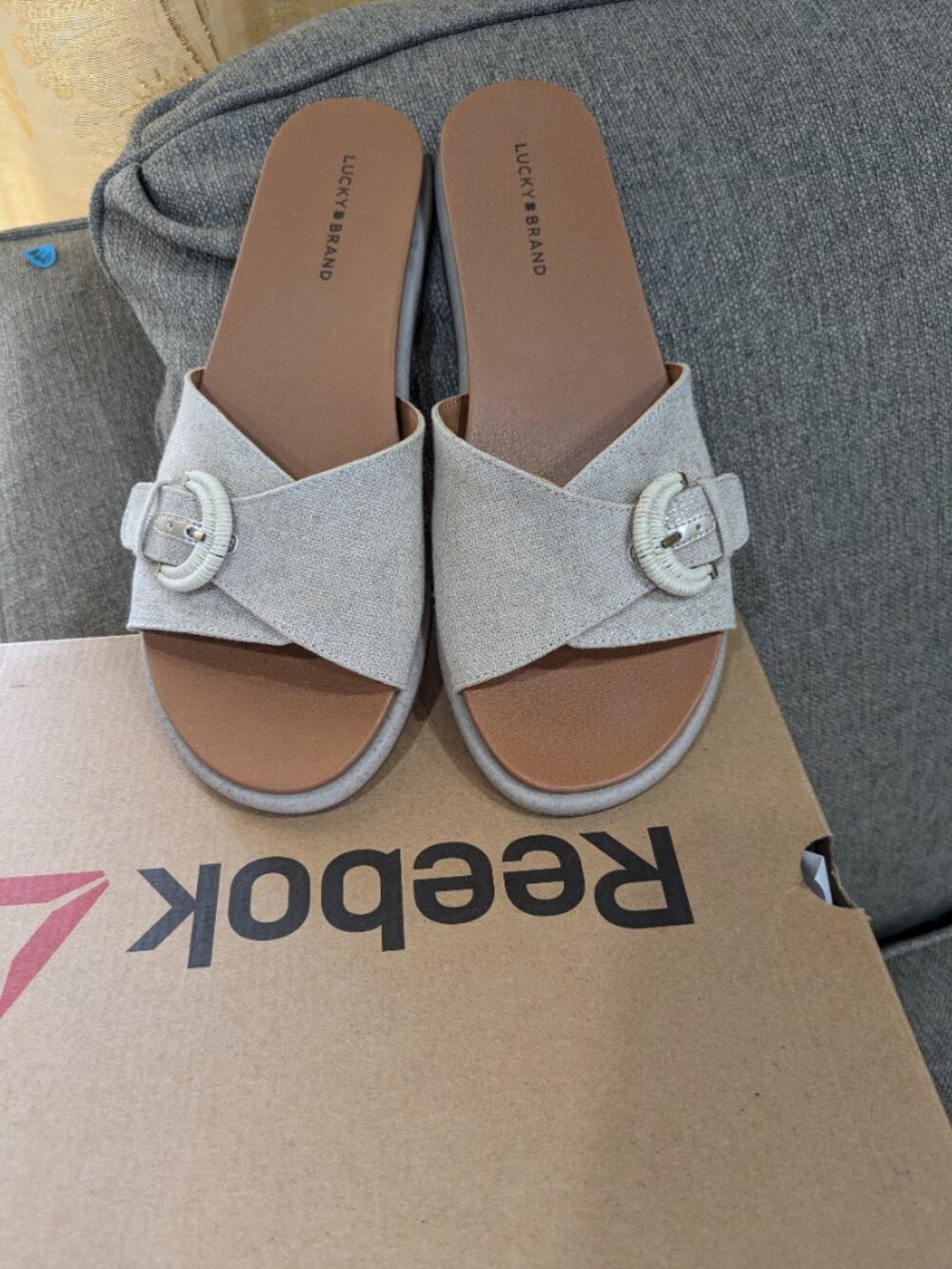 Lucky Brand Women's Sandle Size 9.5M Cream Color Excellent Condition